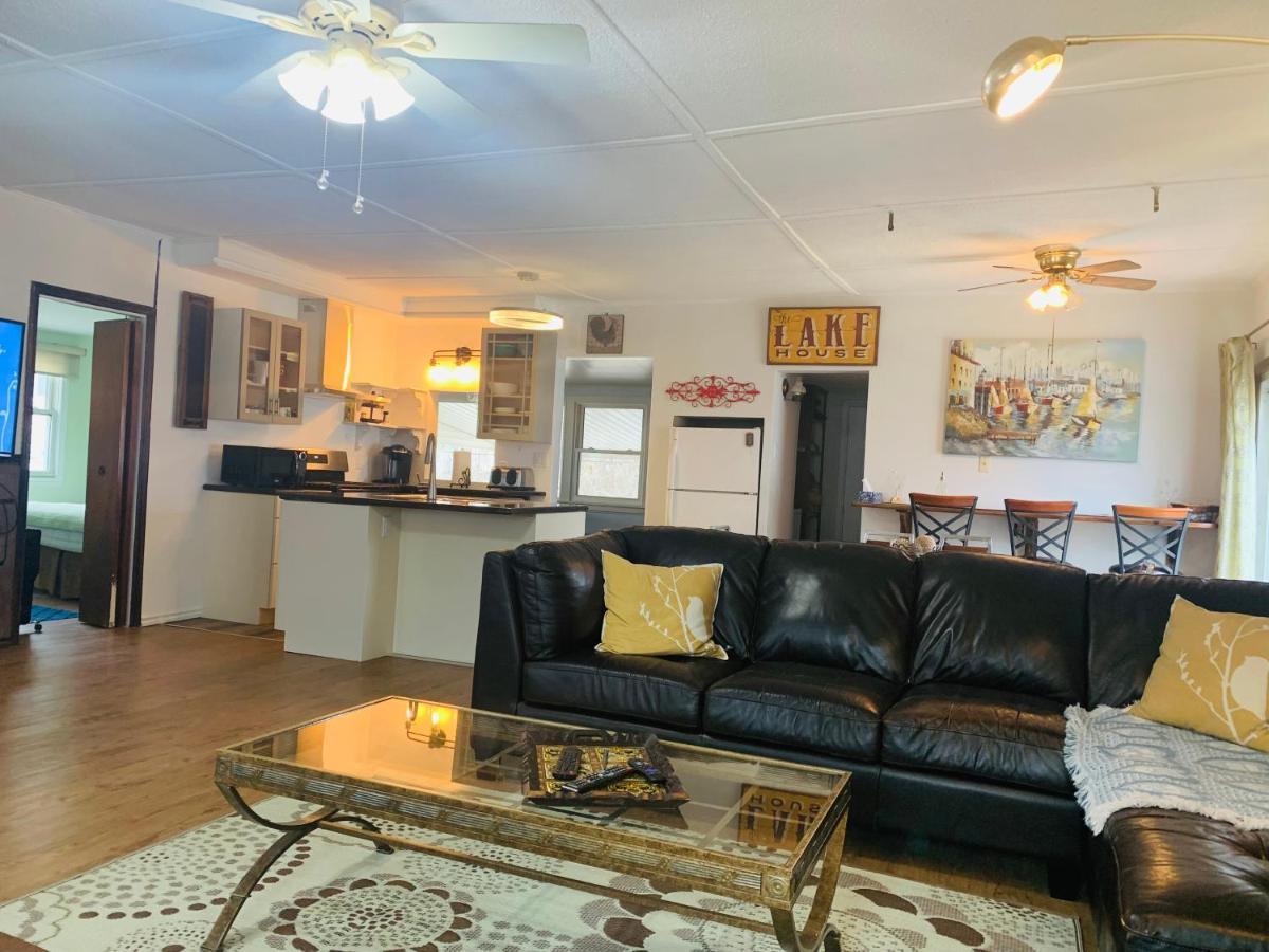 Cedar Island Xanadu Villa Kingsville Buitenkant foto